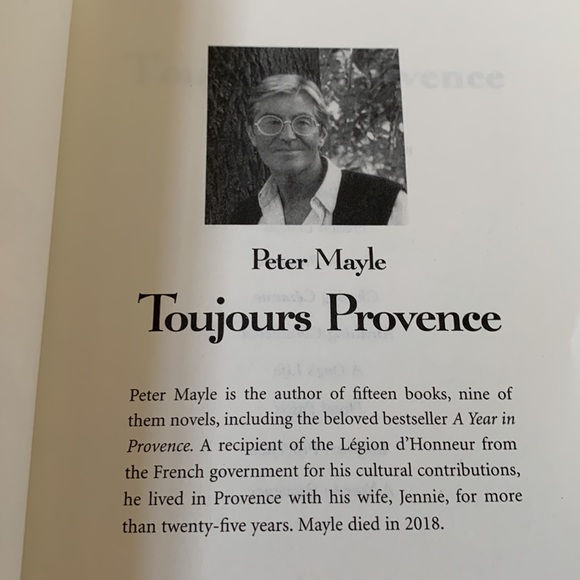 2 books: Toujours Provence- 241 pages about south of France. The Sea Gate 👍🏽 - Picture 3 of 6